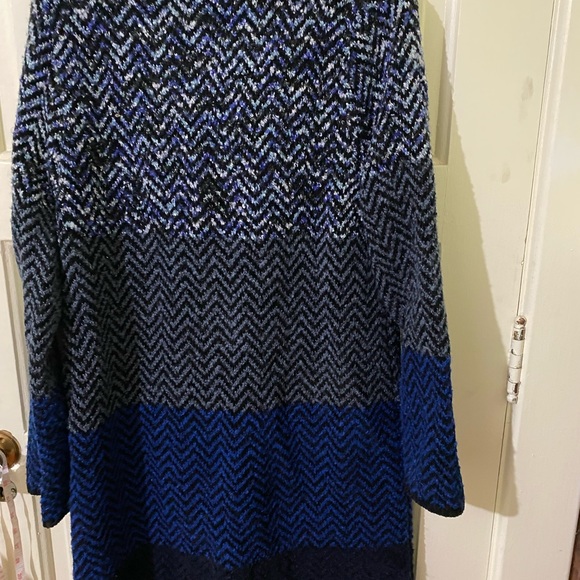 Laura Ashley Women’s Sweater MIDI Multi Color Size Medium Long Coat Sweater EUC - Picture 5 of 9